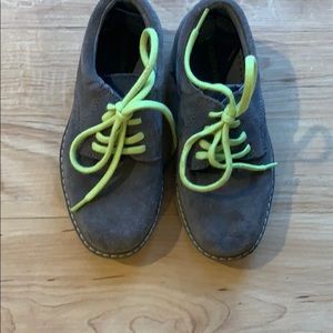 Tucker & Tate Shoes sz 10m